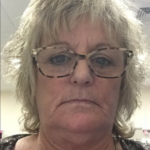 Meet your Posher, Wendy